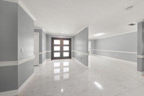 Villa ou maison à louer à Tampa, Floride: 4 chambres, 308.99 m2 № 2114500 - photo 24