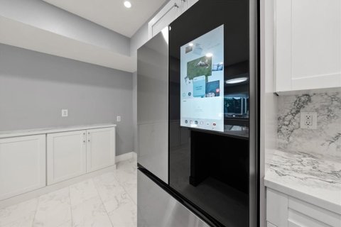 Villa ou maison à louer à Tampa, Floride: 4 chambres, 308.99 m2 № 2114500 - photo 13