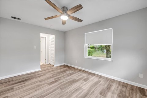 House in Longwood, Florida 3 bedrooms, 102.56 sq.m. № 1870600 - photo 24
