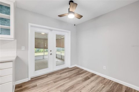 House in Longwood, Florida 3 bedrooms, 102.56 sq.m. № 1870600 - photo 16