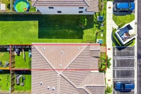 Townhouse in Homestead, Florida 3 bedrooms, 123.37 sq.m. № 1929786 - photo 25
