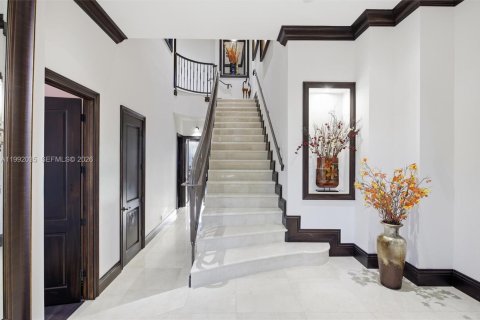 Купить виллу или дом в Корал-Гейблс, Флорида 1 комната, 340.77м2, № 2055367 - фото 21