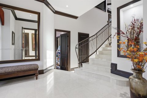 Купить виллу или дом в Корал-Гейблс, Флорида 1 комната, 340.77м2, № 2055367 - фото 19