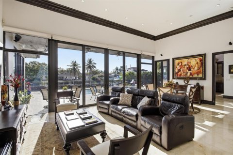 Купить виллу или дом в Корал-Гейблс, Флорида 1 комната, 340.77м2, № 2055367 - фото 9