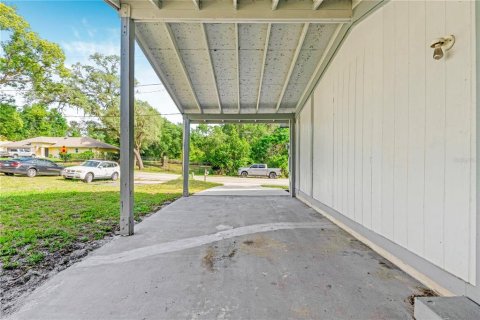 House in DeBary, Florida 2 bedrooms, 74.14 sq.m. № 2101396 - photo 18