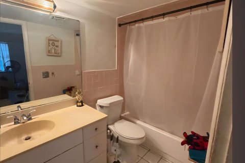 Townhouse in Plantation, Florida 3 bedrooms, 150.87 sq.m. № 2245948 - photo 8