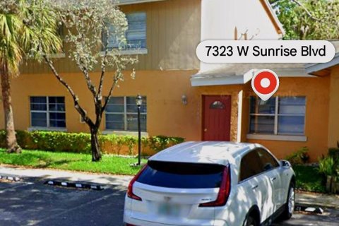 Townhouse in Plantation, Florida 3 bedrooms, 150.87 sq.m. № 2245948