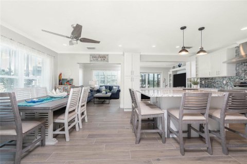 House in Englewood, Florida 3 bedrooms, 150.87 sq.m. № 1900553 - photo 15