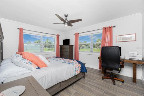 House in Englewood, Florida 3 bedrooms, 150.87 sq.m. № 1900553 - photo 27