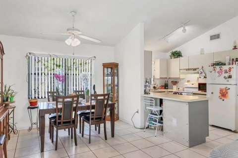 Casa en venta en Bradenton, Florida, 3 dormitorios, 111.11 m2 № 1908736 - foto 11