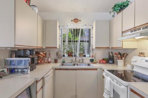 Casa en venta en Bradenton, Florida, 3 dormitorios, 111.11 m2 № 1908736 - foto 9