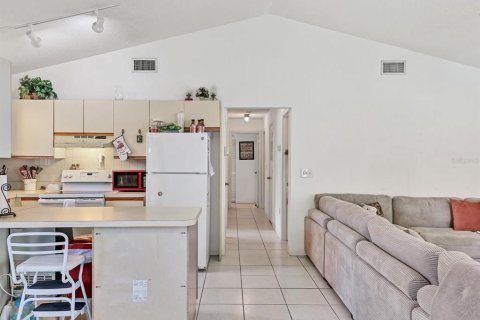 Casa en venta en Bradenton, Florida, 3 dormitorios, 111.11 m2 № 1908736 - foto 7