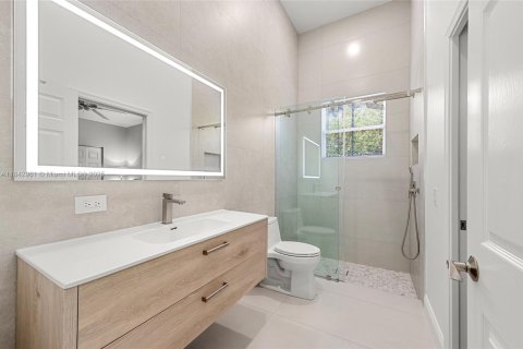 Купить виллу или дом в Уэстон, Флорида 4 спальни, 306.39м2, № 1846208 - фото 21