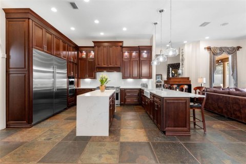 Casa en venta en Tarpon Springs, Florida, 5 dormitorios, 737.92 m2 № 1904925 - foto 19