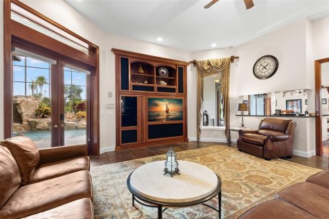 Casa en venta en Tarpon Springs, Florida, 5 dormitorios, 737.92 m2 № 1904925 - foto 13