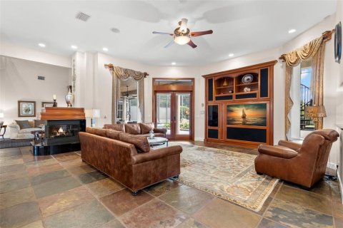 Casa en venta en Tarpon Springs, Florida, 5 dormitorios, 737.92 m2 № 1904925 - foto 12