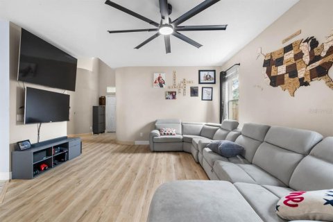 Casa en venta en Riverview, Florida, 5 dormitorios, 226.96 m2 № 2222046 - foto 12