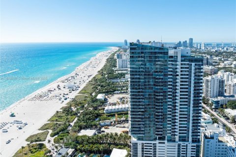 Condo à Miami Beach, Floride, 3 chambres № 2154034