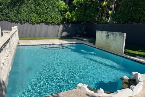 Casa en venta en Miami Beach, Florida, 4 dormitorios, 258.55 m2 № 1992245 - foto 6