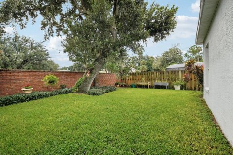 House in Winter Springs, Florida 4 bedrooms, 235.32 sq.m. № 1901854 - photo 29