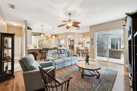 House in Winter Springs, Florida 4 bedrooms, 235.32 sq.m. № 1901854 - photo 7