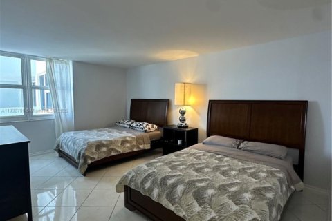 Copropriété à louer à Hallandale Beach, Floride: 2 chambres, 115.94 m2 № 1827468 - photo 10