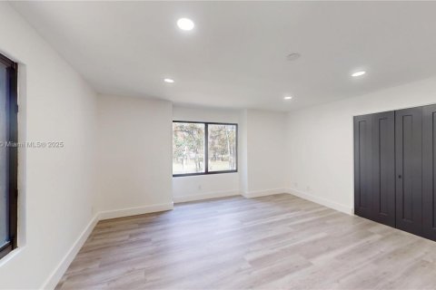 House in Loxahatchee Groves, Florida 5 bedrooms, 289.95 sq.m. № 1955183 - photo 22