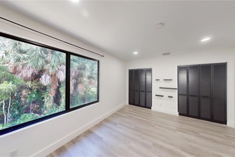 House in Loxahatchee Groves, Florida 5 bedrooms, 289.95 sq.m. № 1955183 - photo 16