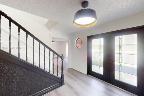 House in Loxahatchee Groves, Florida 5 bedrooms, 289.95 sq.m. № 1955183 - photo 5