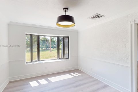 House in Loxahatchee Groves, Florida 5 bedrooms, 289.95 sq.m. № 1955183 - photo 28