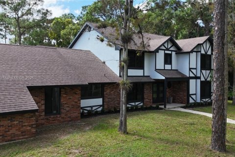 House in Loxahatchee Groves, Florida 5 bedrooms, 289.95 sq.m. № 1955183 - photo 2