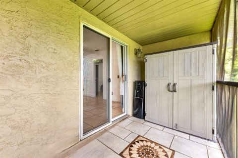 Condo in Orlando, Florida, 2 bedrooms № 2225147 - photo 6
