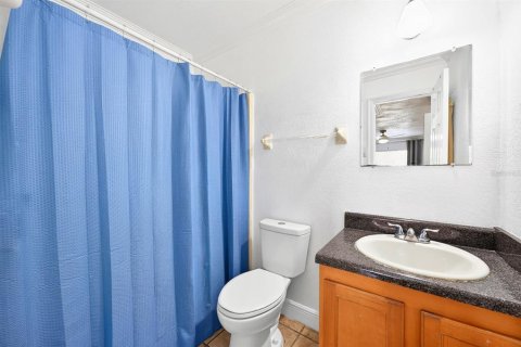 Condo in Orlando, Florida, 2 bedrooms № 2225147 - photo 14