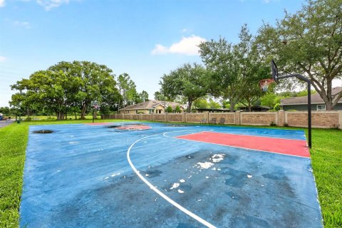 Condo in Orlando, Florida, 2 bedrooms № 2225147 - photo 20