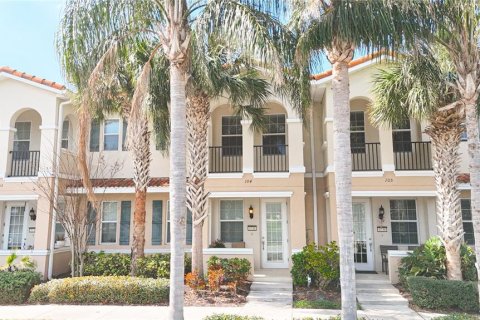 Townhouse in Sarasota, Florida 3 bedrooms, 154.31 sq.m. № 1570248 - photo 2