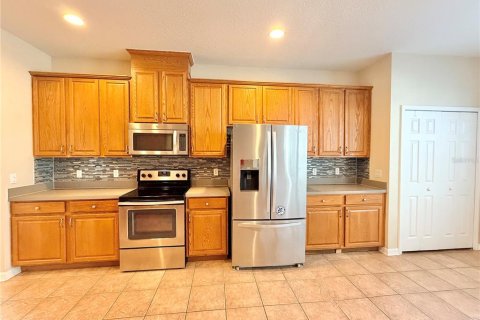 Villa ou maison à vendre à Apopka, Floride: 5 chambres, 328.13 m2 № 2416421 - photo 9