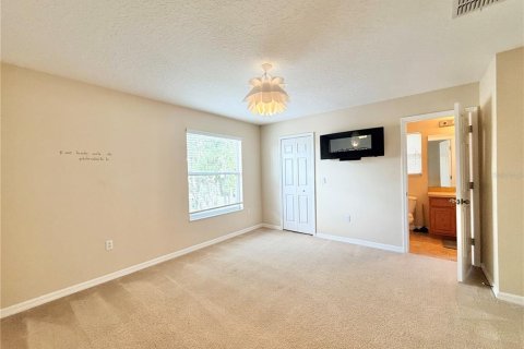 Villa ou maison à vendre à Apopka, Floride: 5 chambres, 328.13 m2 № 2416421 - photo 28