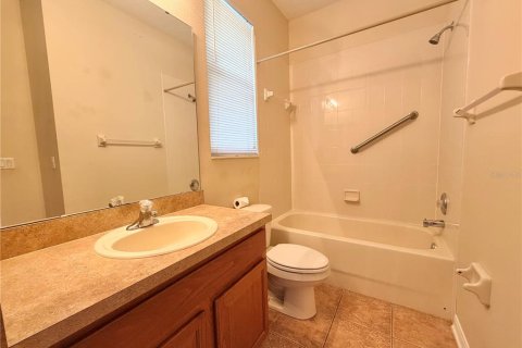 Villa ou maison à vendre à Apopka, Floride: 5 chambres, 328.13 m2 № 2416421 - photo 17