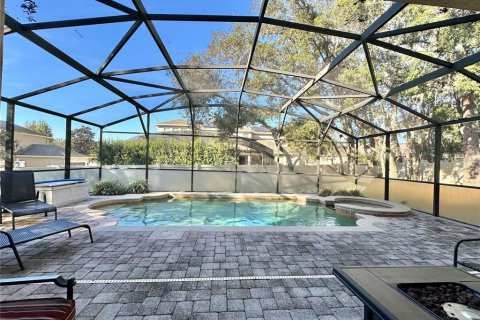 Villa ou maison à vendre à Apopka, Floride: 5 chambres, 328.13 m2 № 2416421 - photo 4