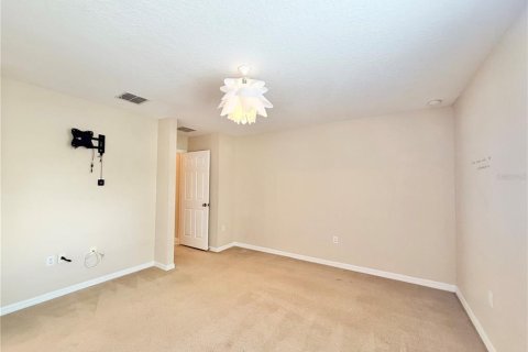 Villa ou maison à vendre à Apopka, Floride: 5 chambres, 328.13 m2 № 2416421 - photo 29
