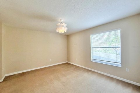 Villa ou maison à vendre à Apopka, Floride: 5 chambres, 328.13 m2 № 2416421 - photo 26
