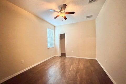 Villa ou maison à vendre à Apopka, Floride: 5 chambres, 328.13 m2 № 2416421 - photo 16