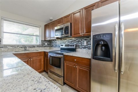 House in Sarasota, Florida 3 bedrooms, 144.09 sq.m. № 1823246 - photo 5