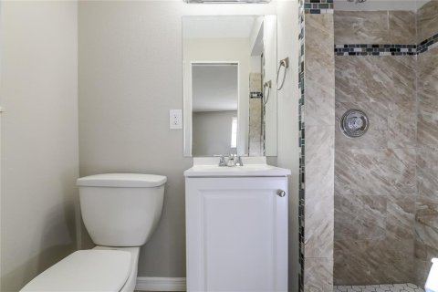 House in Sarasota, Florida 3 bedrooms, 144.09 sq.m. № 1823246 - photo 10