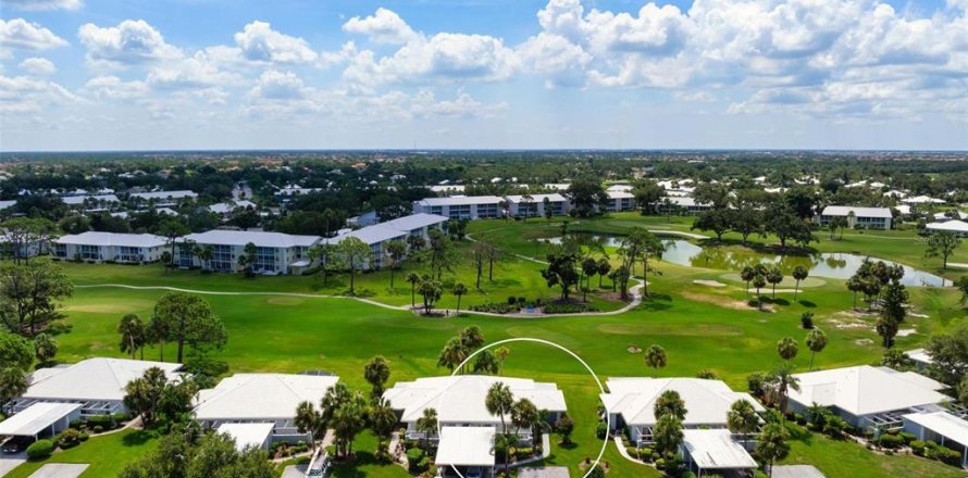 House in Venice, Florida 3 bedrooms, 138.15 sq.m. № 1831975