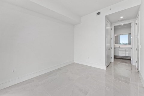 Купить кондоминиум в Лейк-Парк, Флорида 6 комнат, 139.82м2, № 2084796 - фото 28