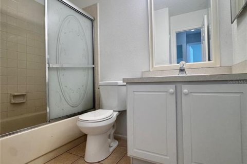 House in Kissimmee, Florida 3 bedrooms, 98.1 sq.m. № 1854335 - photo 11