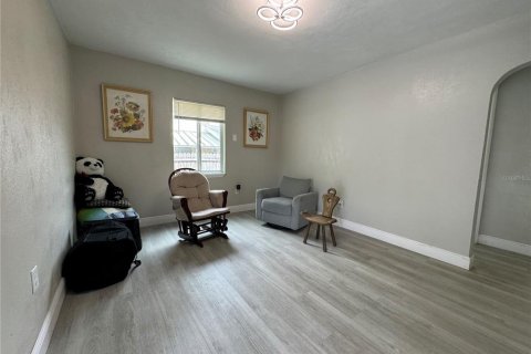 Casa en alquiler en Saint Petersburg, Florida, 2 dormitorios, 74.32 m2 № 2099336 - foto 16