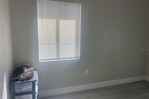 Casa en alquiler en Saint Petersburg, Florida, 2 dormitorios, 74.32 m2 № 2099336 - foto 11