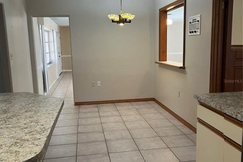 House in Mount Dora, Florida 3 bedrooms, 220.27 sq.m. № 2234304 - photo 21